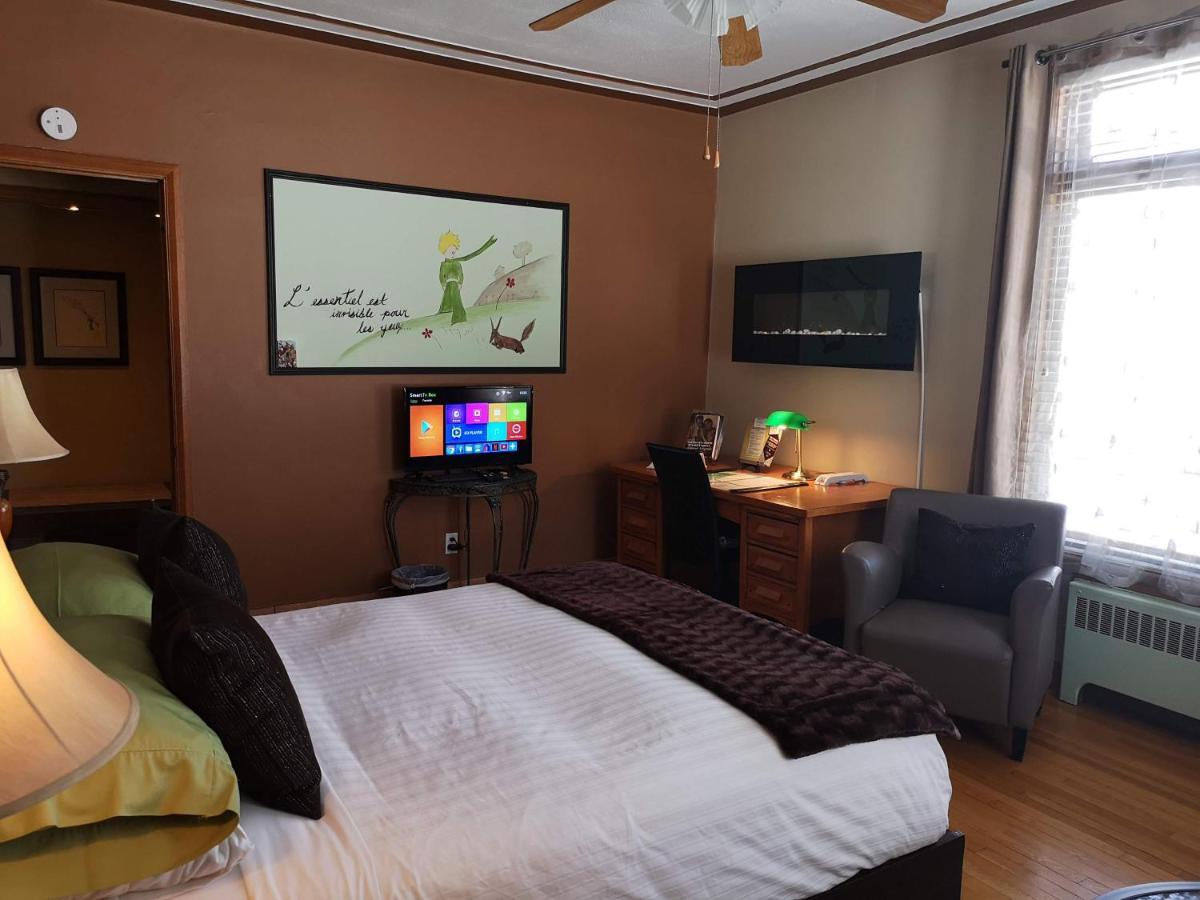 Chateau Murdock Gite Et Esthetique 1950 Saguenay Ngoại thất bức ảnh